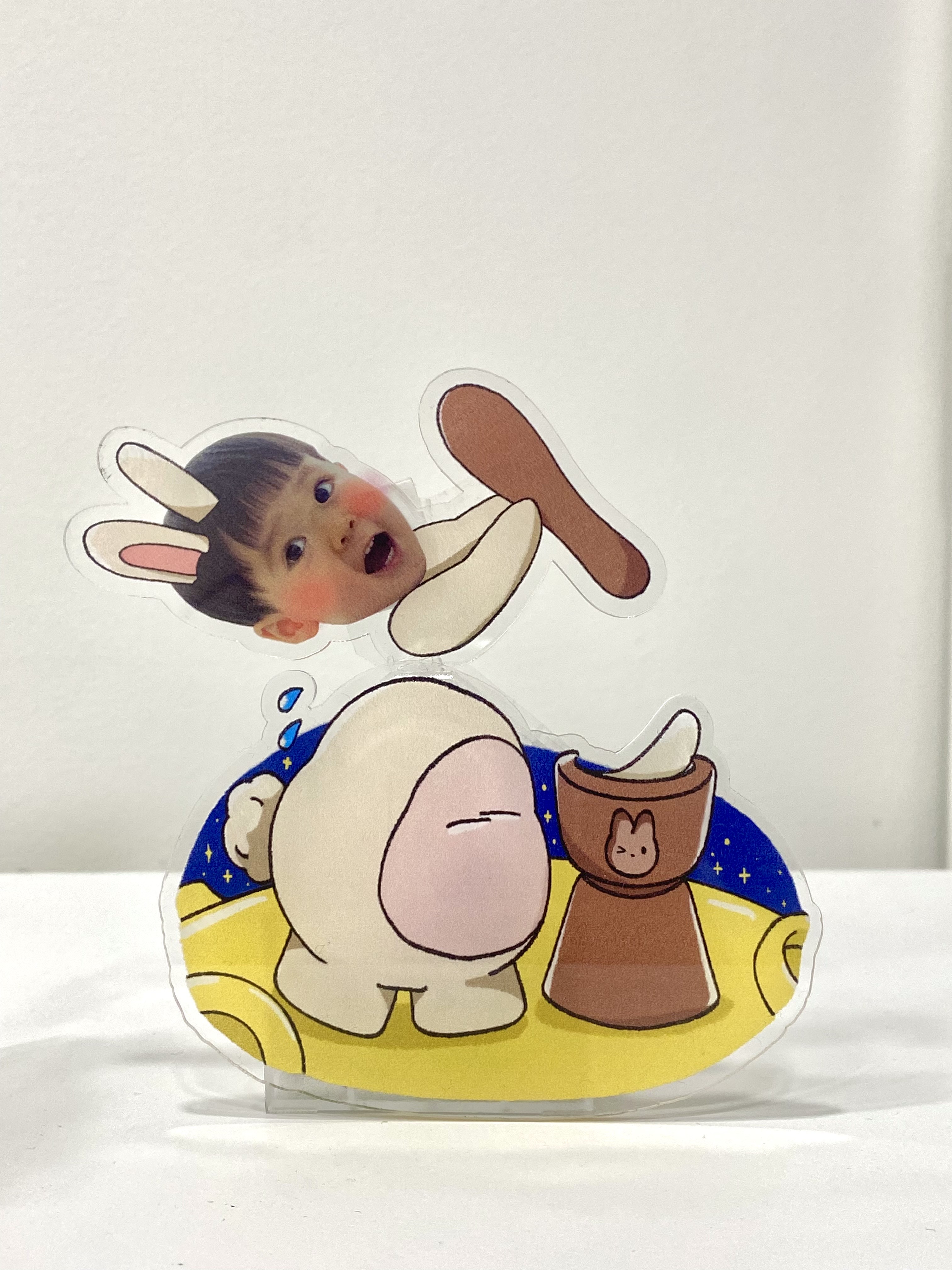 아크릴 토끼 까딱인형