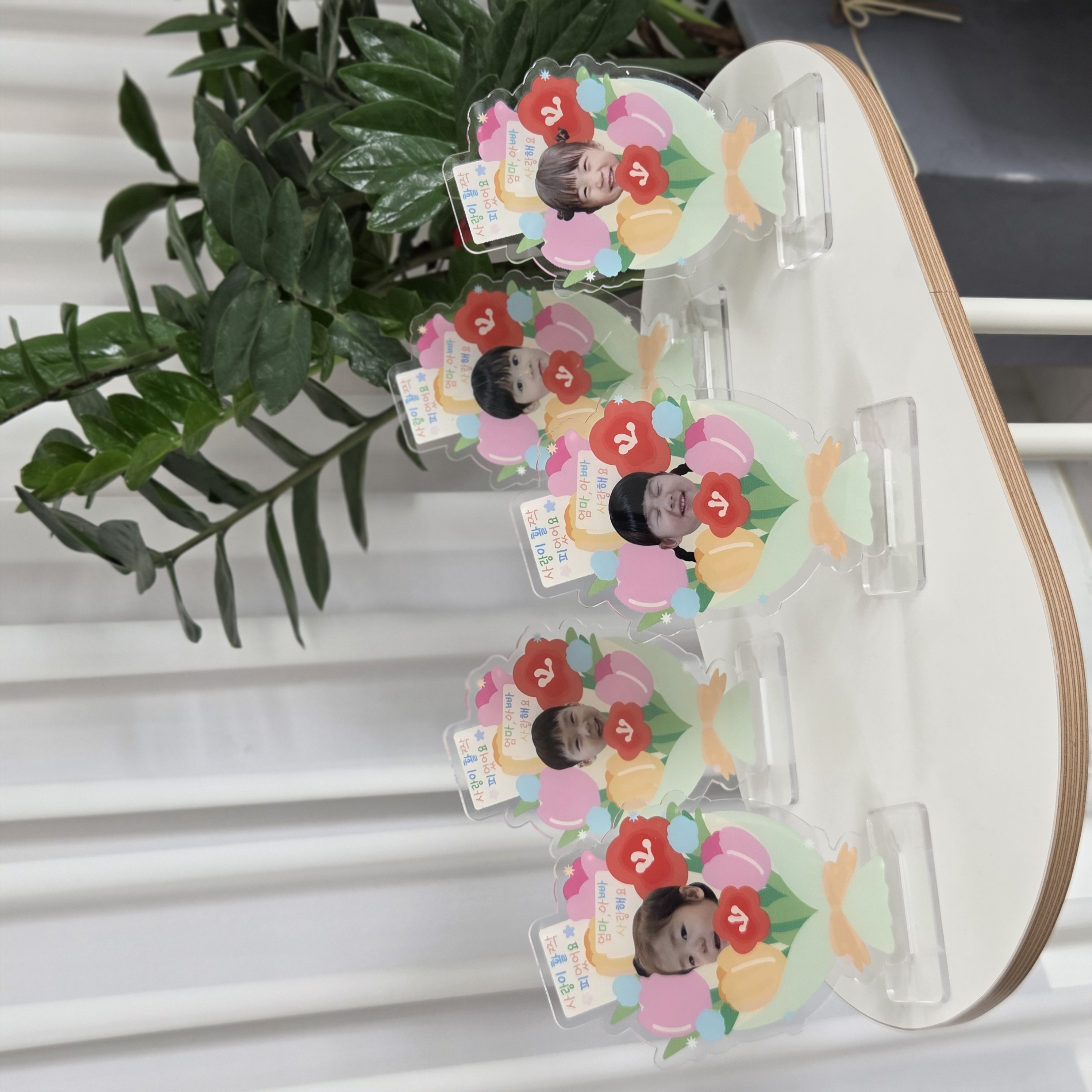 아크릴 꽃다발 등신대